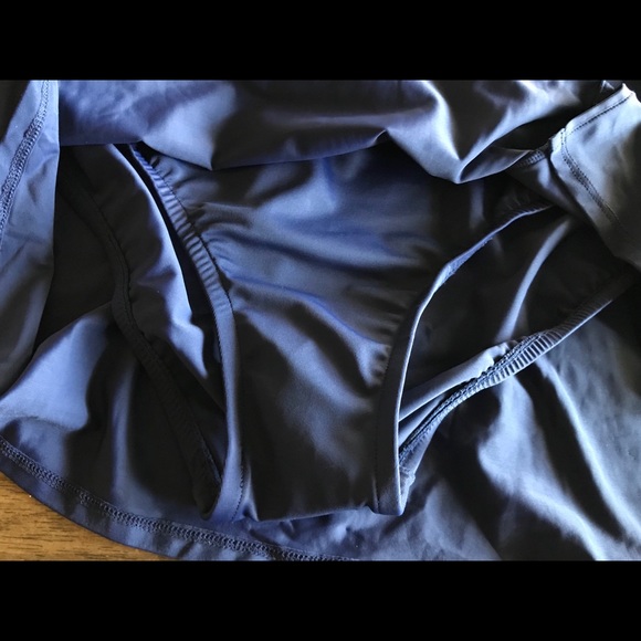 Coastal Blue Swim Skirt Size Medium - Picture 3 of 5